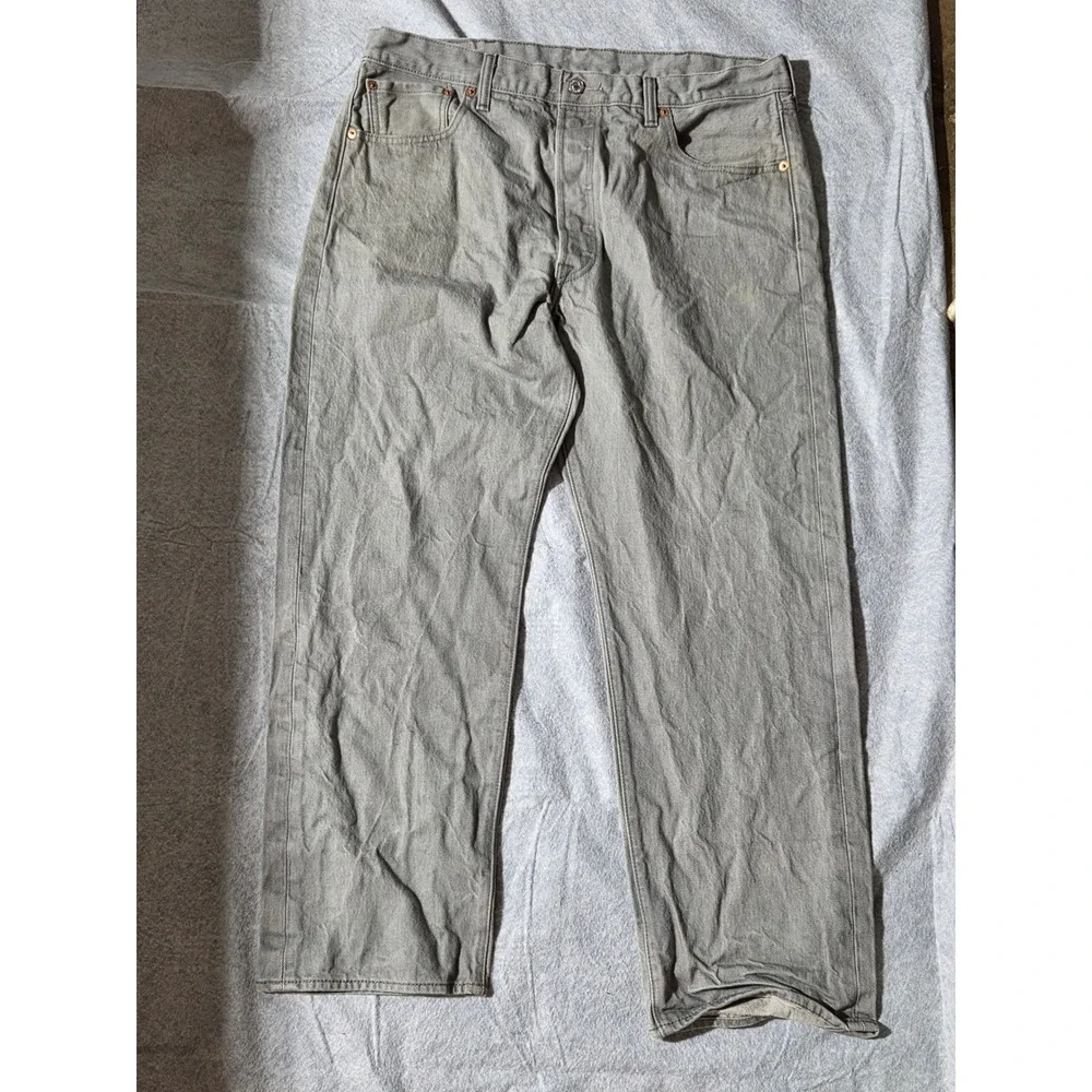 Levis 501 Original Fit‎ Grey Denim Jeans Mens 38x30 Straight Leg Button Fly